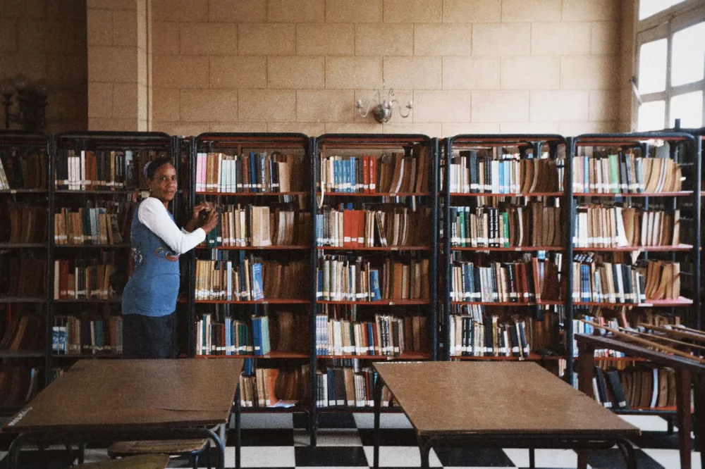 Unpacking the Librarian Salary: What You Can Really Expect